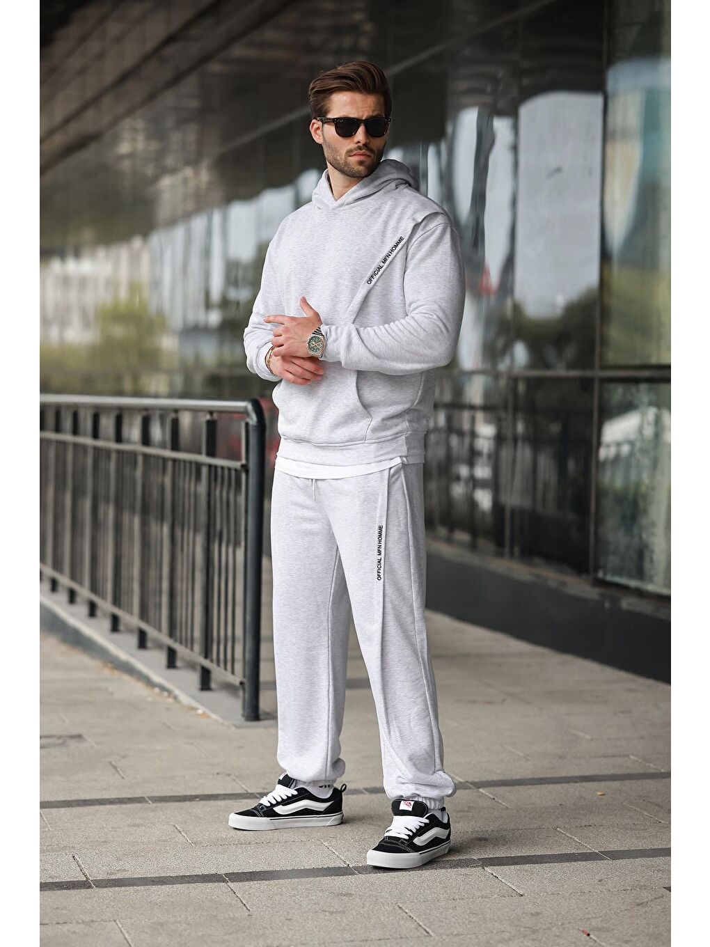 Beyaz Karmelanj Kapüşonlu Kanguru Cep Erkek Eşofman Takımı E7325-3