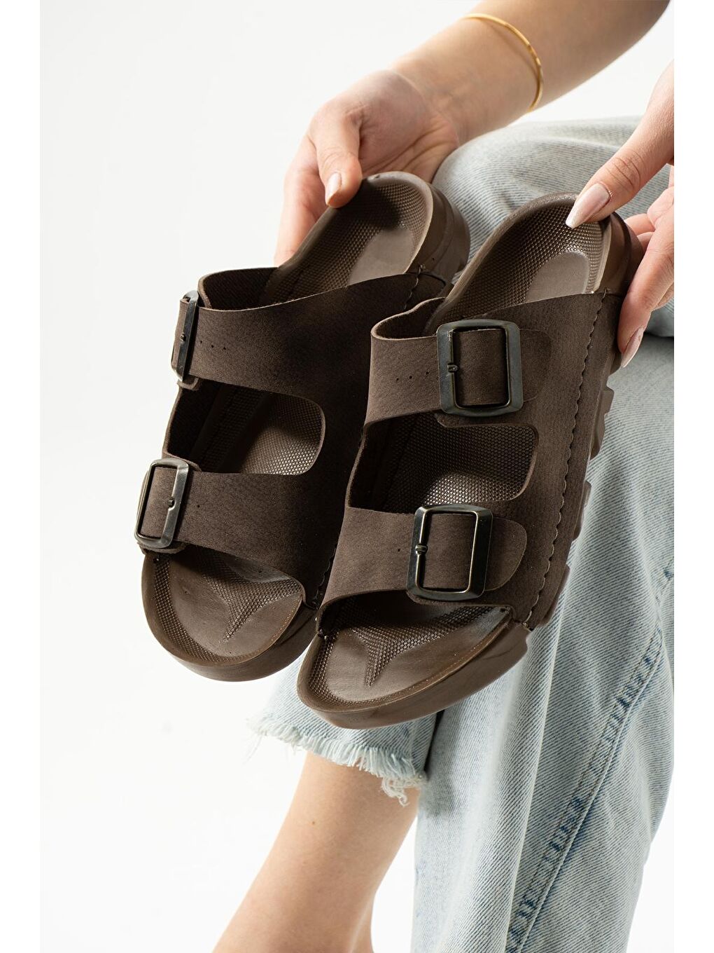 Kahverengi DAKOTA Unisex Ortopedik Terlik Günlük Kadın ve Erkek Dikişli Terlik Dış Mekan ve Ev Terliği