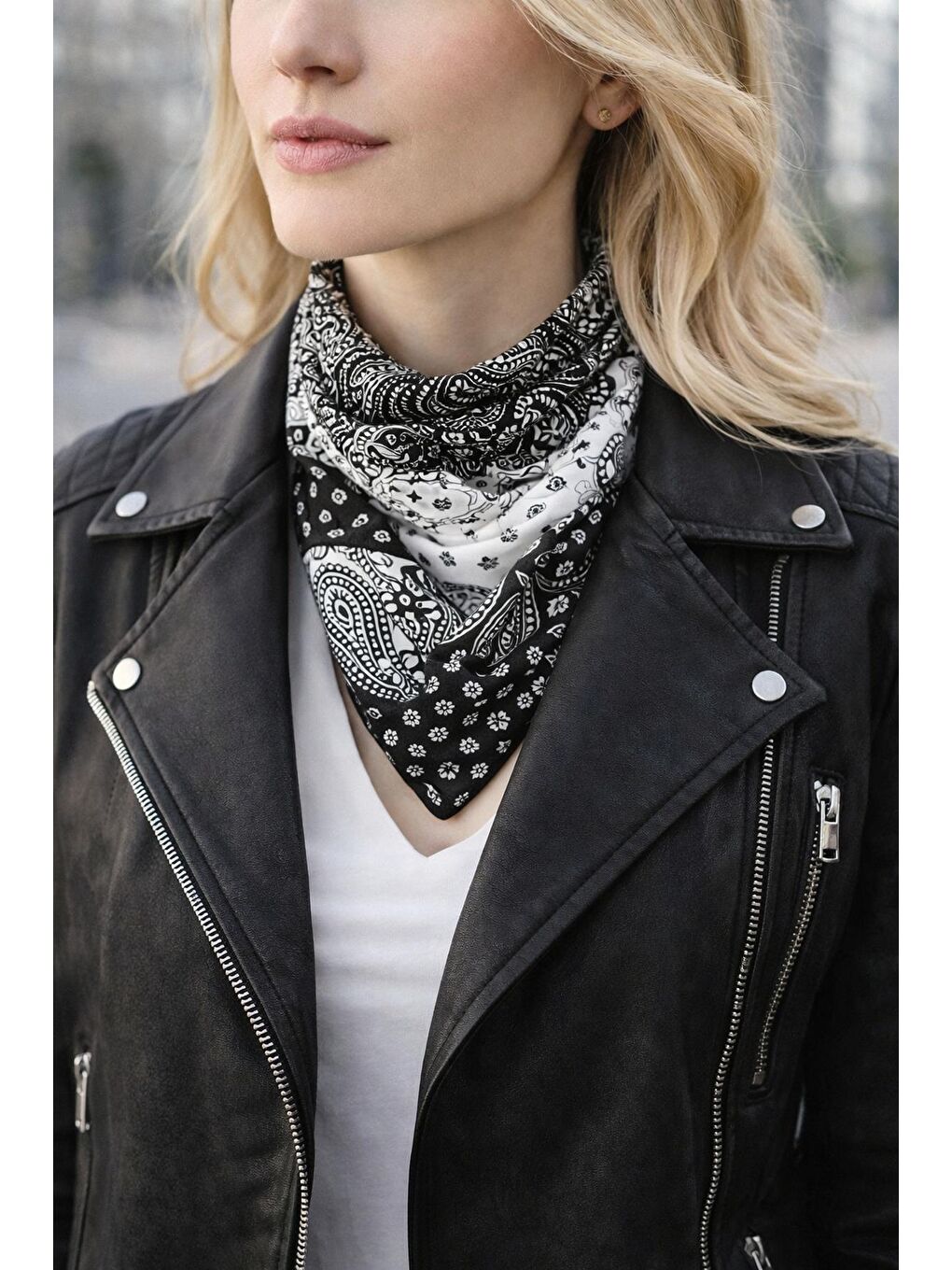 Siyah Bohemia Serisi 70X70 Saten Fular-1