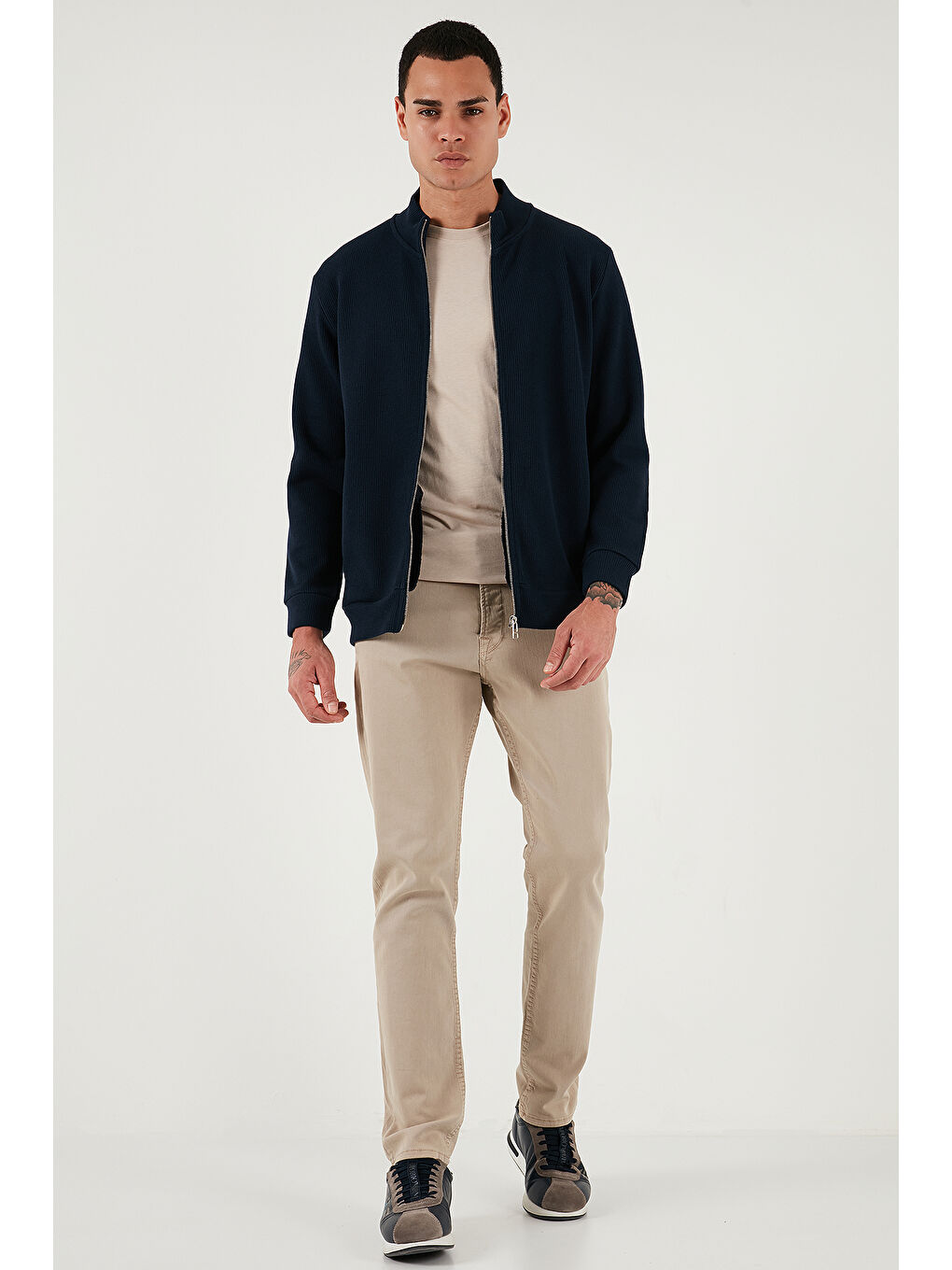 Lacivert Pamuklu Relaxed Fit Dik Yaka Fermuarlı Hırka 5901075-1