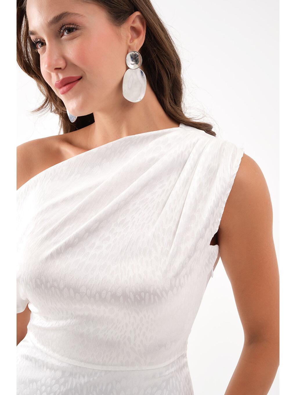 Kadın Beyaz Degaje Yaka Desenli Midi Elbise-3