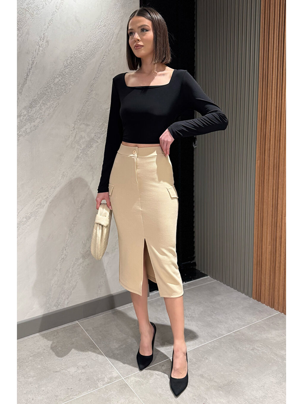 Bej Yırtmaçlı Kadın Kalem Etek-1