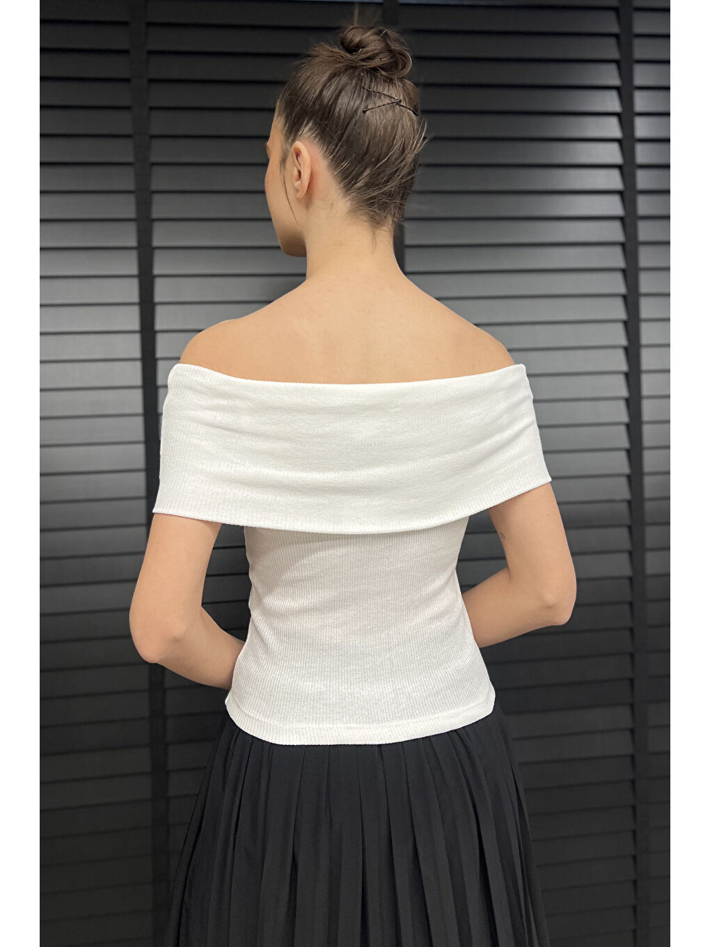 Beyaz Kadın Madonna Yaka Kaşkorse Bluz-2