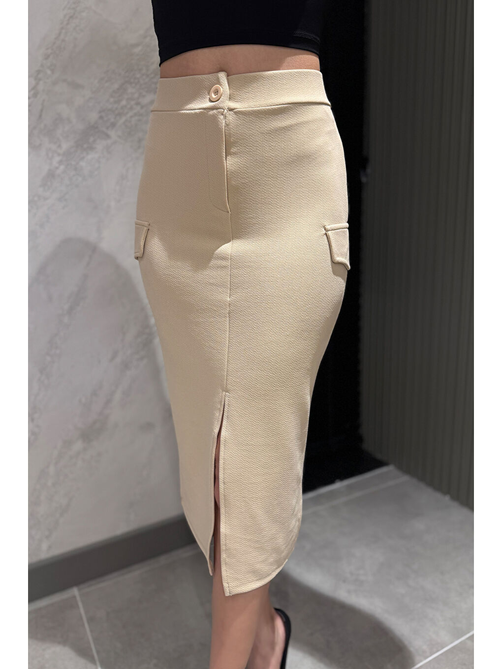 Bej Yırtmaçlı Kadın Kalem Etek-4