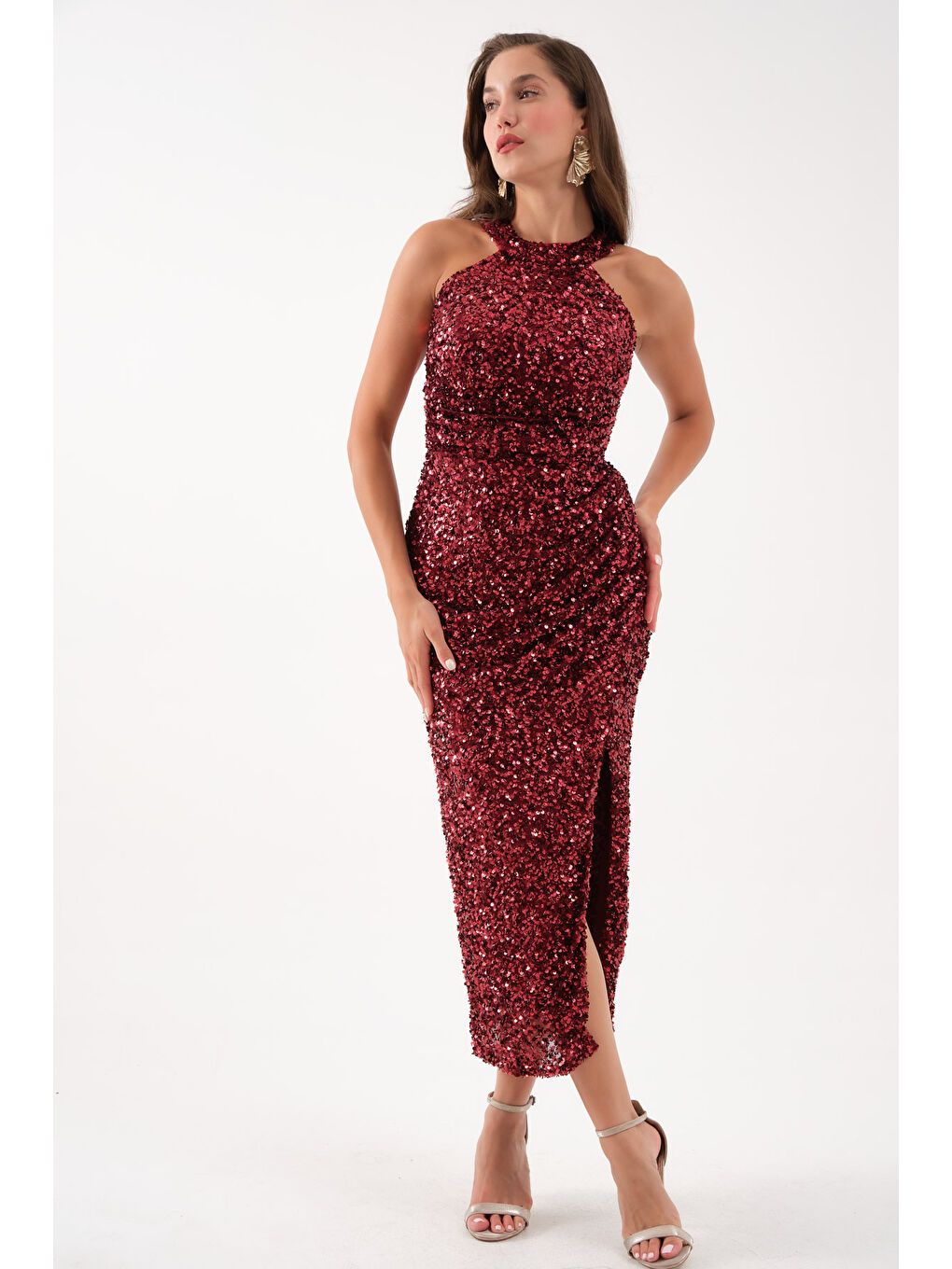 Kadın Bordo Halter Yaka Payetli Abiye Elbise-1