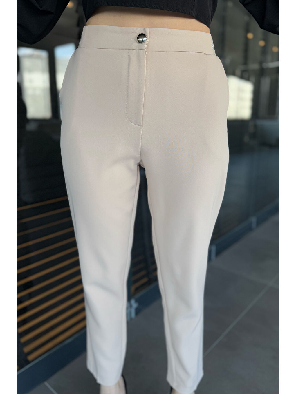 Bej Büyük Beden Bel Lastikli Kadın Kumaş Pantolon-2