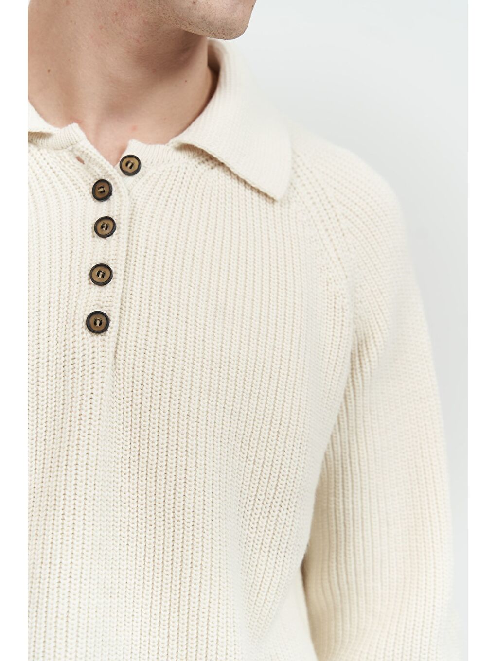 Vander Düğme Detay Ekru Erkek Triko Kazak-4