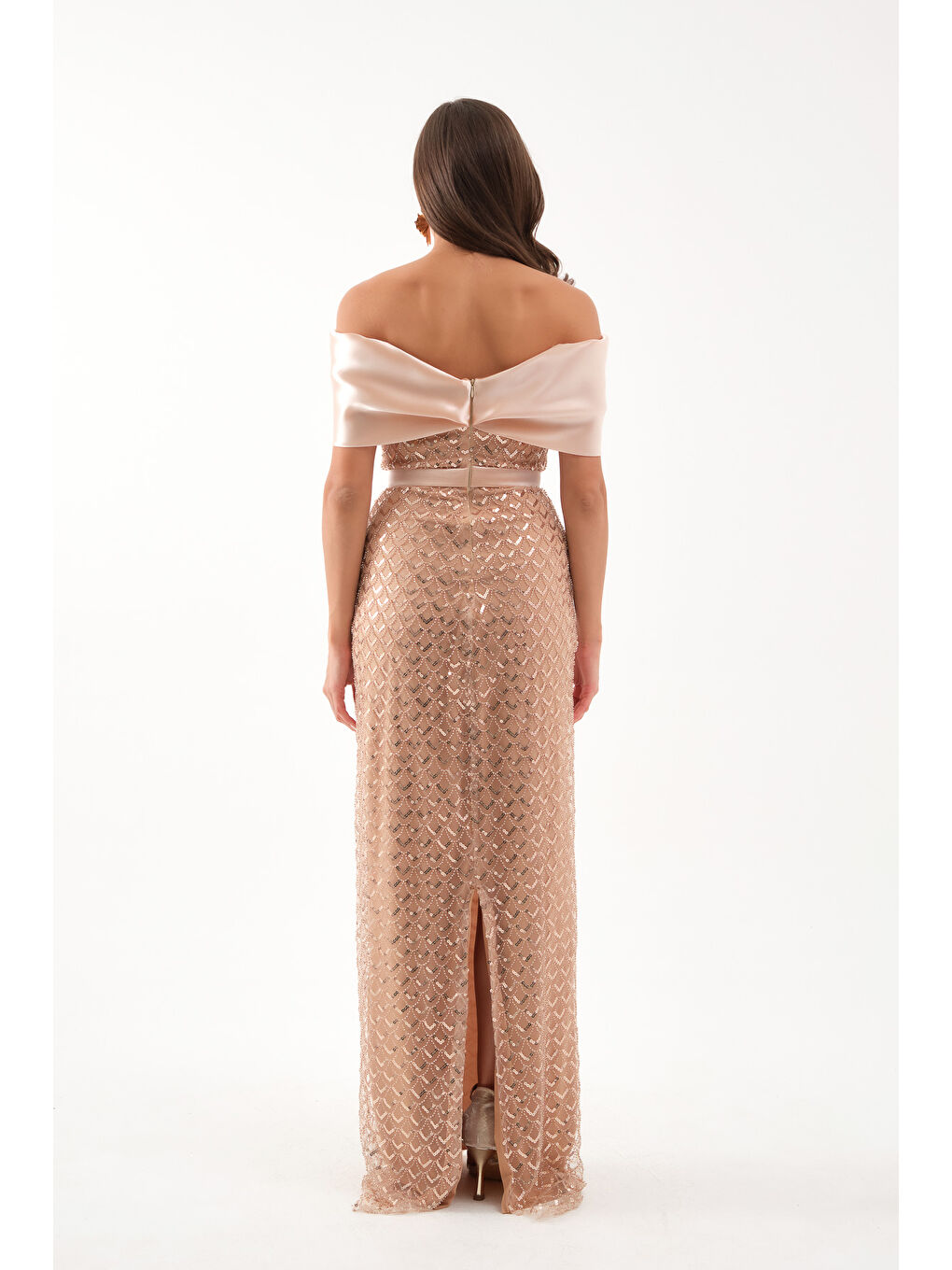 Sarı Kadın Gold Yaka Organze Detay Pul Payetli Uzun Abiye Elbise-4