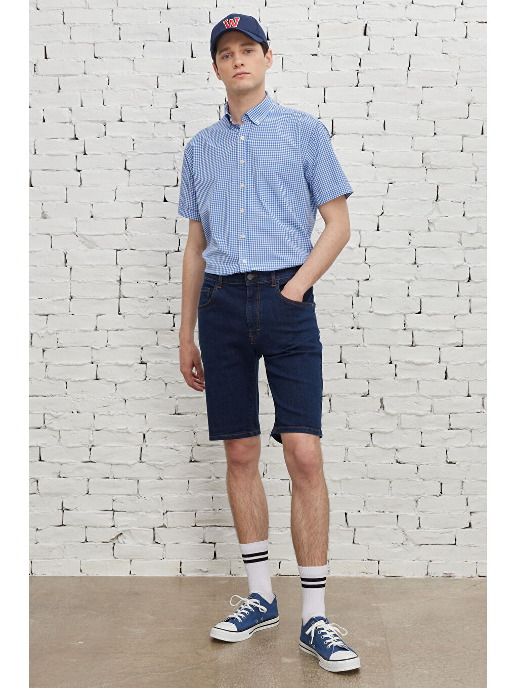 Erkek Koyu Lacivert Slim Fit Dar Kesim Pamuklu Esnek Denim Şort