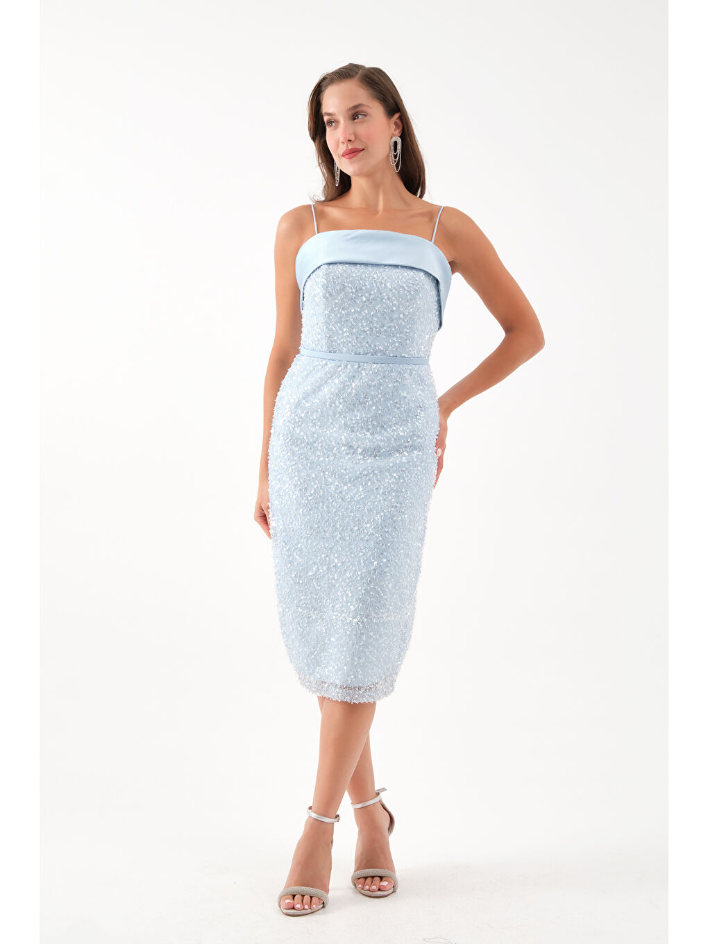 Kadın Bebe Mavi Askılı Boncuklu Midi Abiye Elbise-1