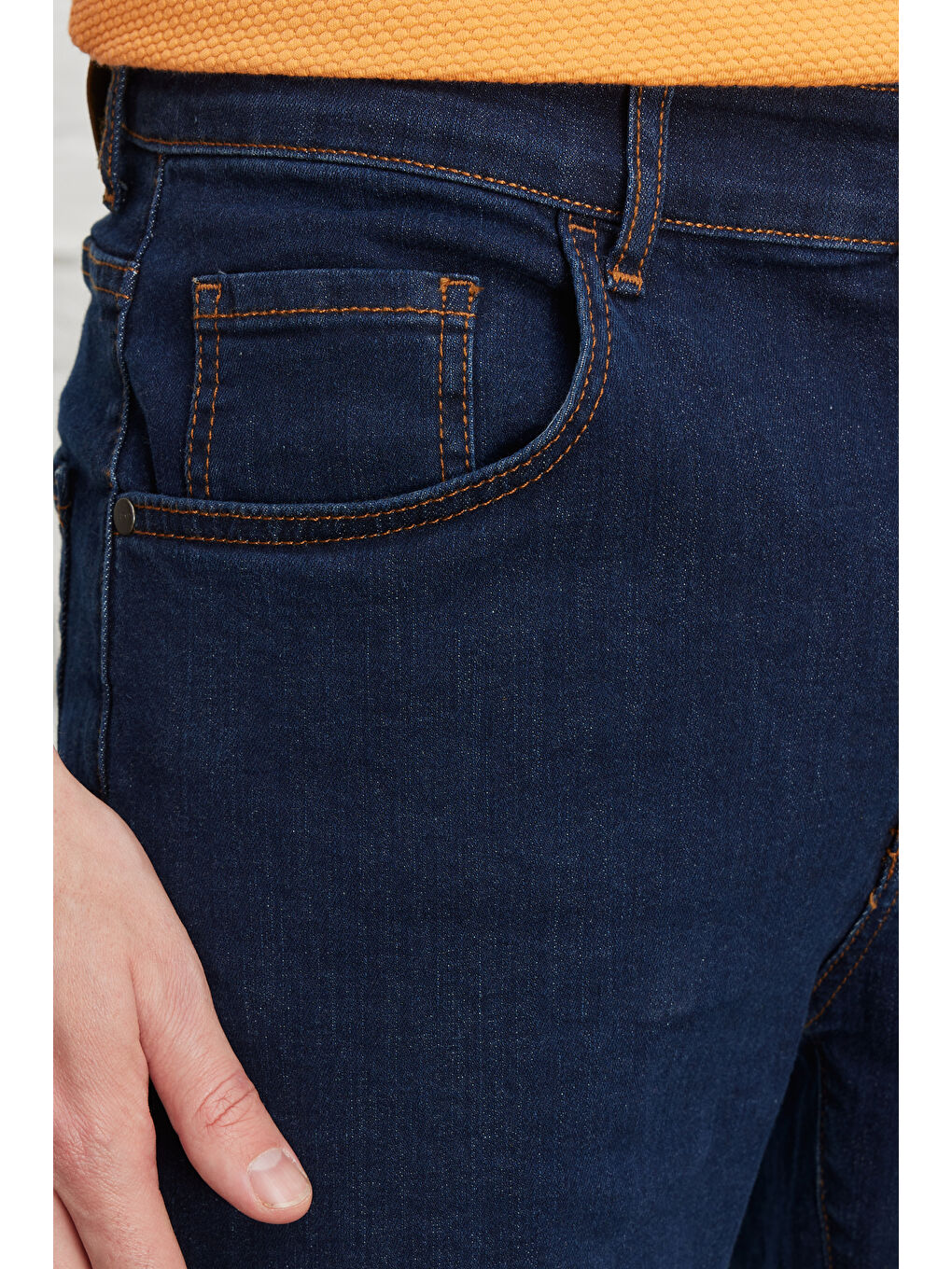 Erkek Koyu Lacivert Slim Fit Dar Kesim Pamuklu Esnek Denim Şort-6