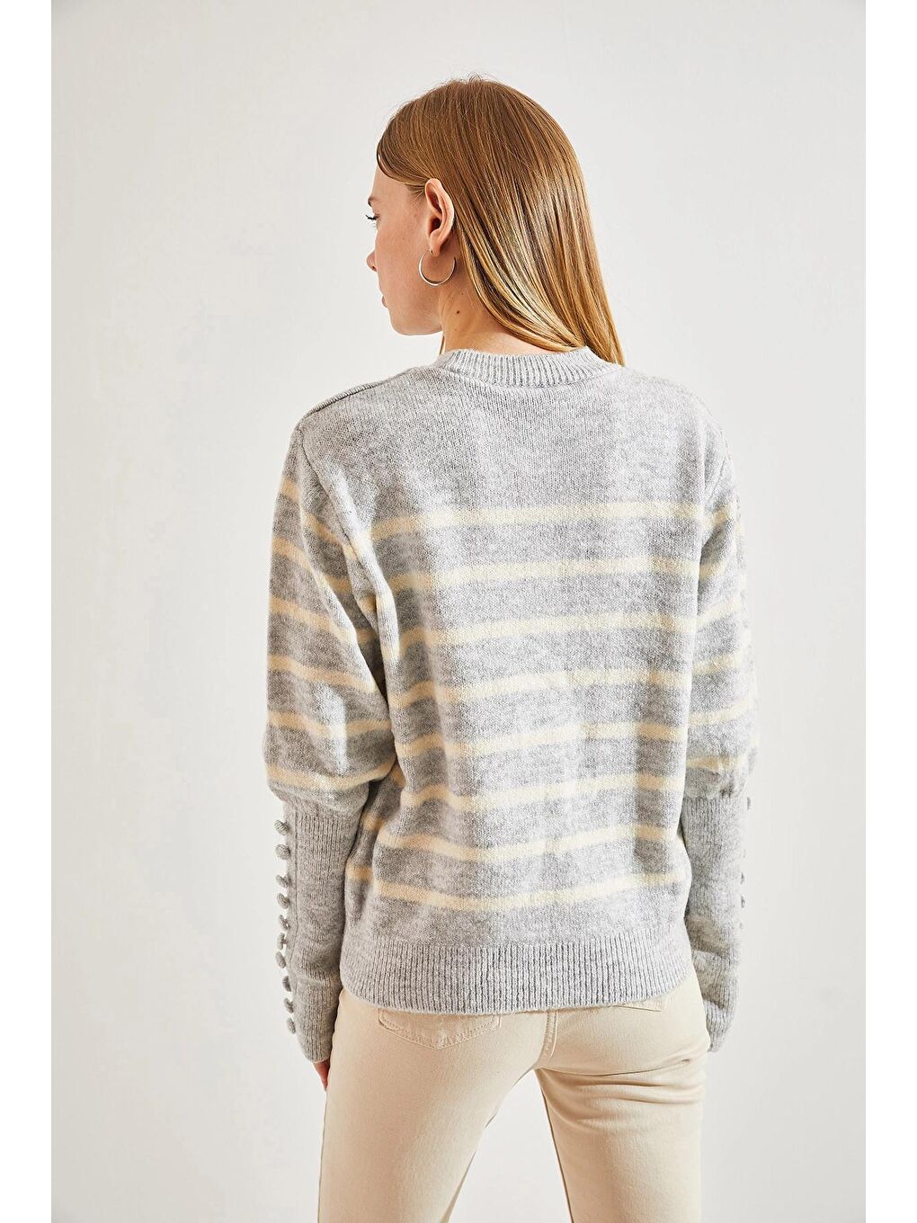 Gri Kadın Kol Düğmeli Çizgili Triko Kazak-3