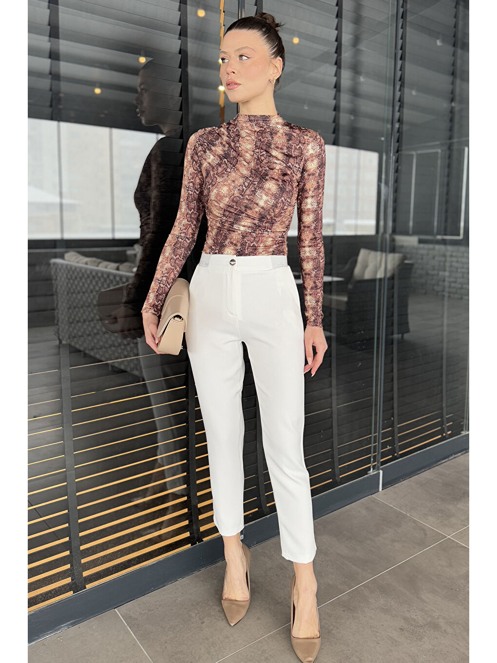 Ekru Bel Lastikli Kadın Kumaş Pantolon-1