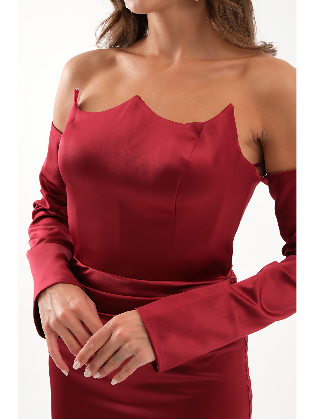 Kadın Bordo Kol Detay Uzun Saten Balık Abiye Elbise-1