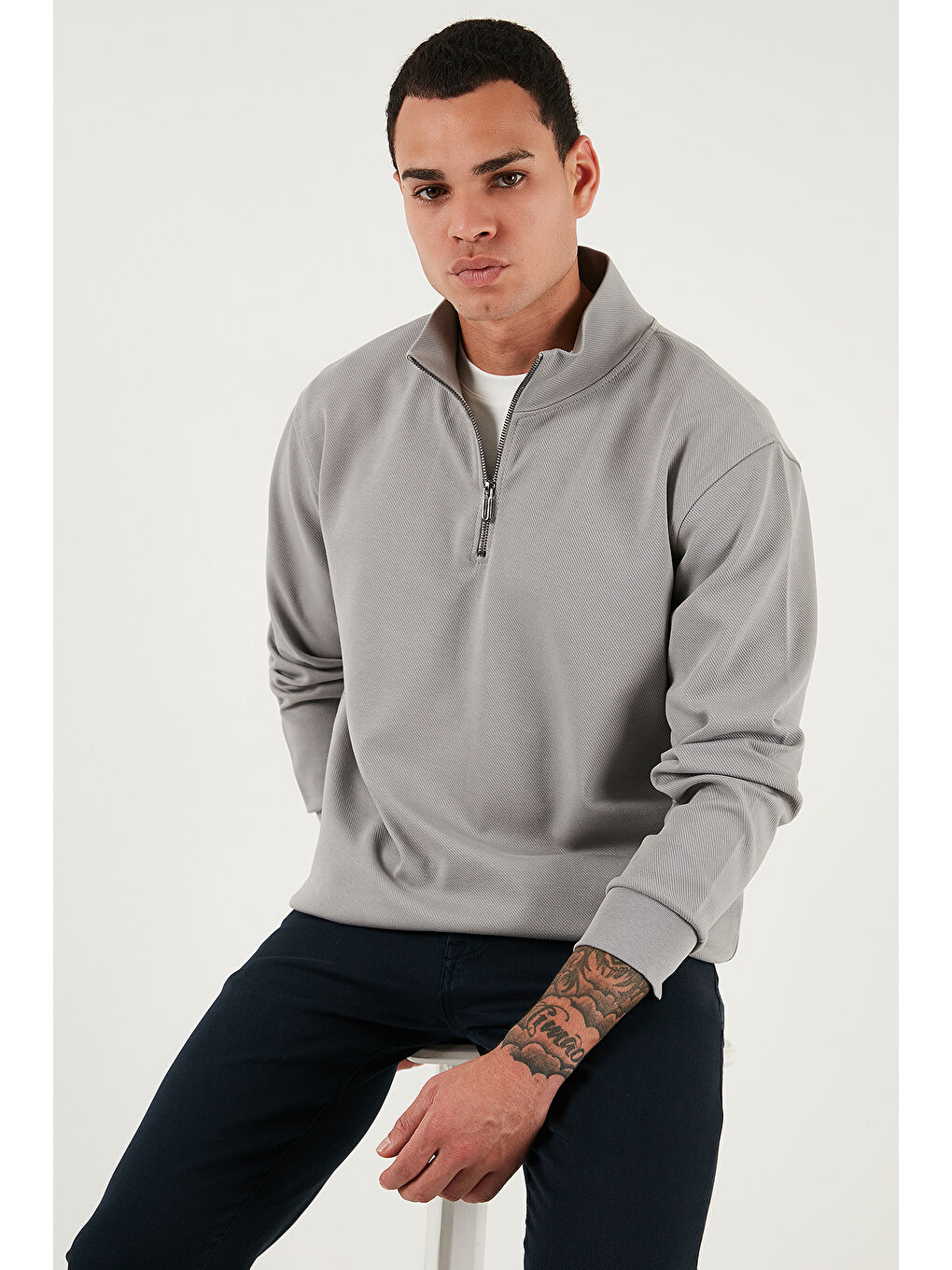 Gri Pamuklu Regular Fit Yarım Fermuarlı Dik Yaka Sweat 5905470