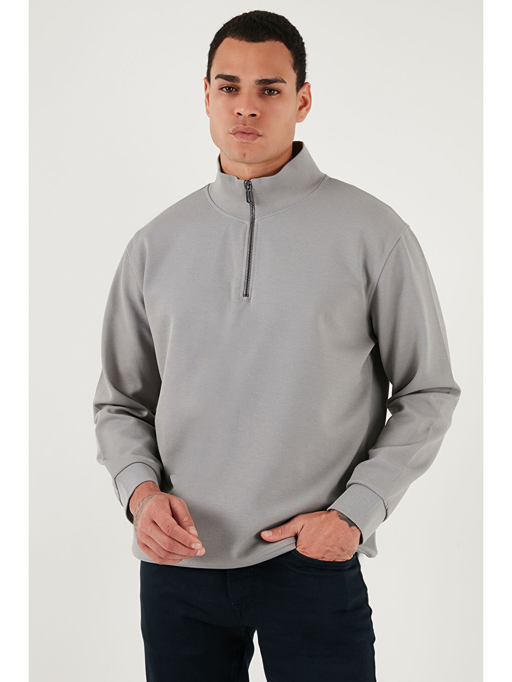 Gri Pamuklu Regular Fit Yarım Fermuarlı Dik Yaka Sweat 5905470-2