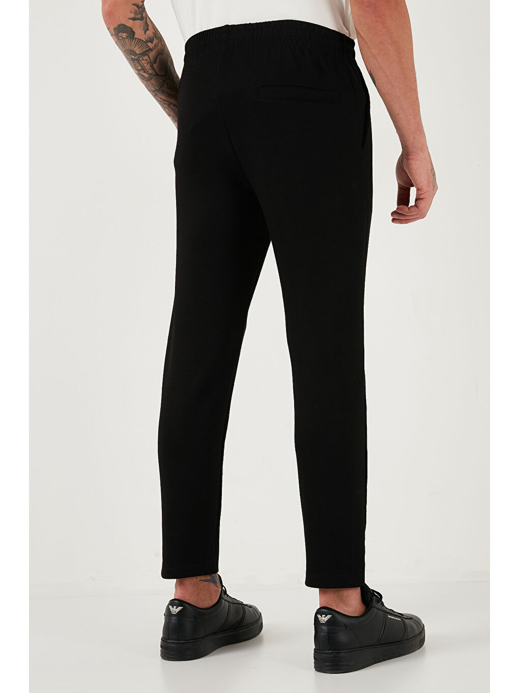 Siyah Regular Fit Belden Bağlamalı Düz Paça Jogger Pantolon 5908095-6