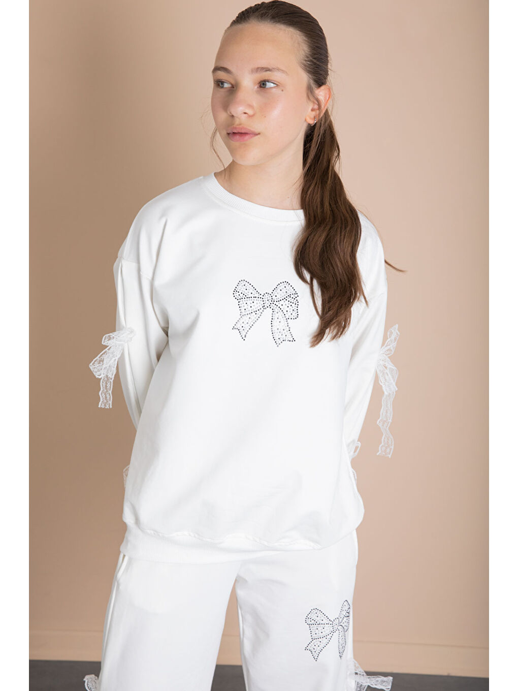 Ekru Yanları Fiyonk Detaylı Geniş Paça Kız Çocuk Eşofman Takımı 21197-3