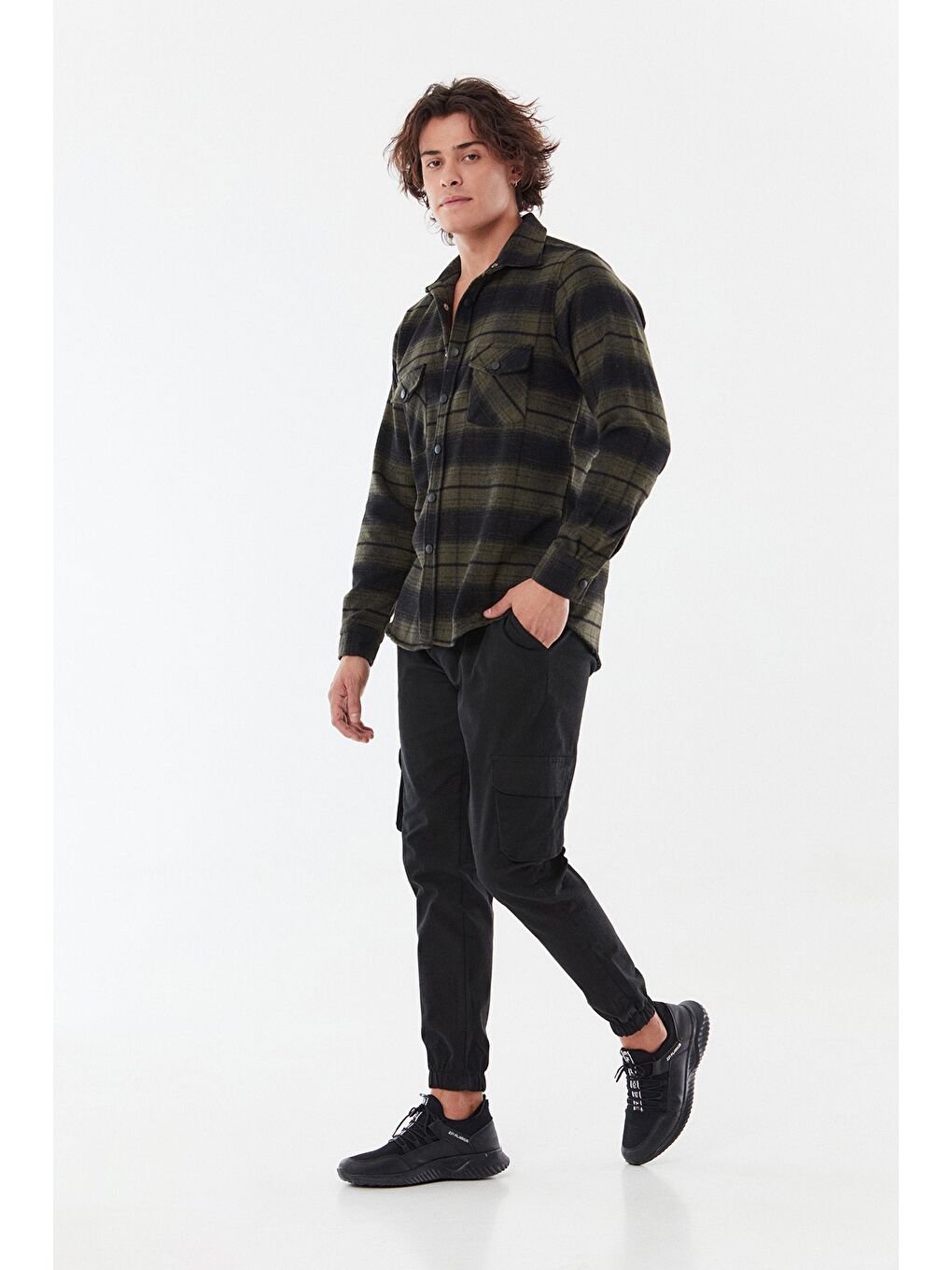 Siyah Beli Lastikli Kargo Cepli Pantolon