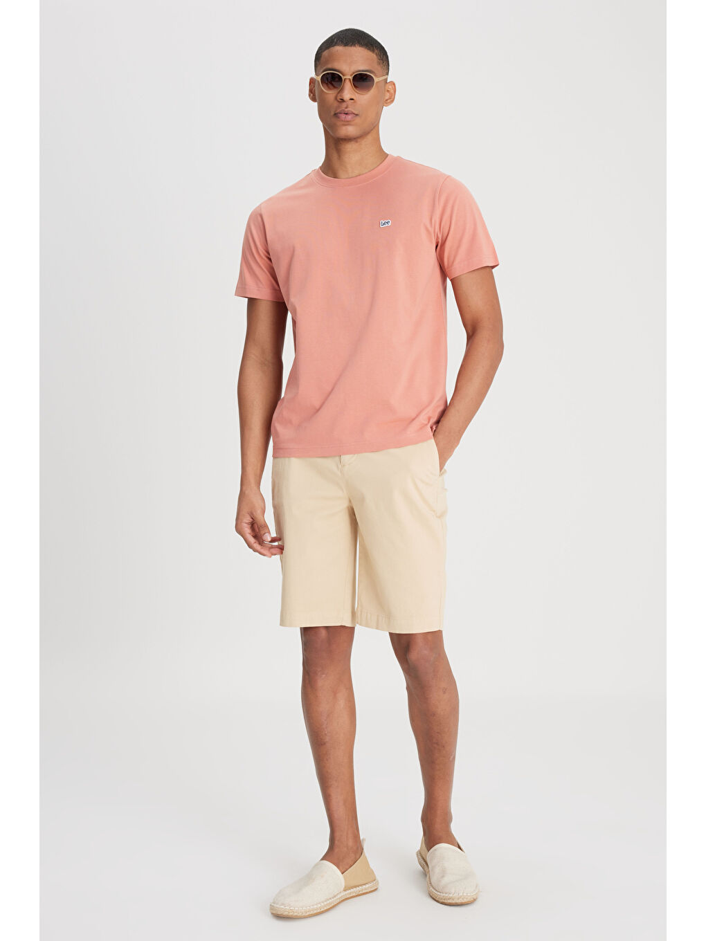 Pembe Regular Fit Rahat Kesim Bisiklet Yaka Kısa Kol Logolu Tişört-2