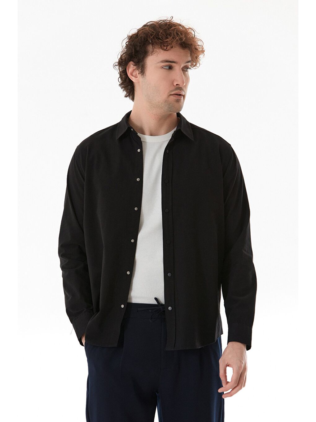 Siyah Basic Çıtçıtlı Gabardin %100 Pamuk Gömlek-3