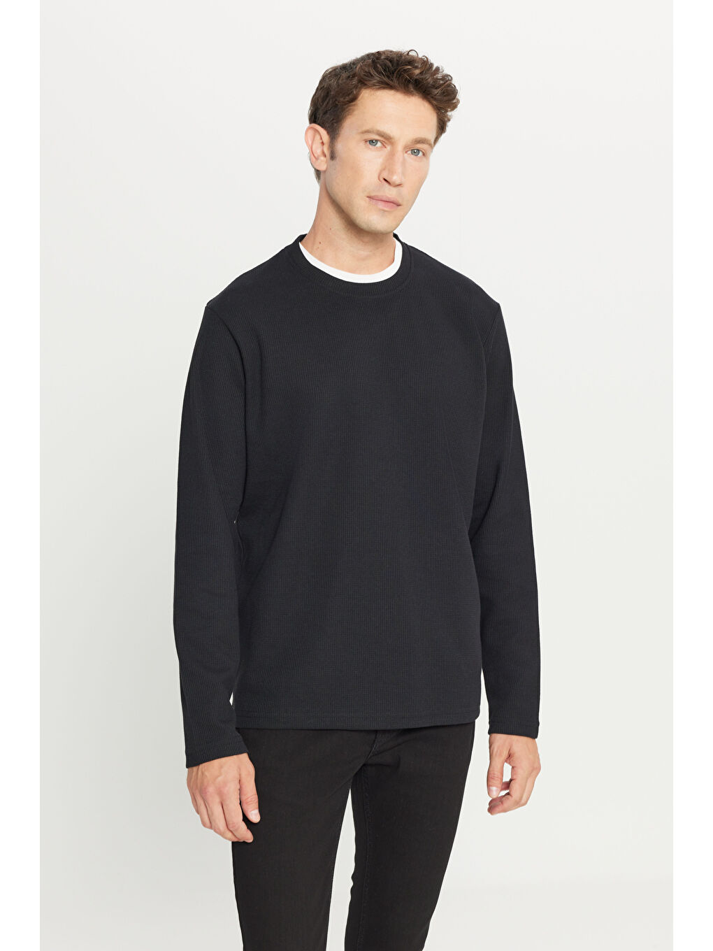 Erkek Siyah Pamuklu Standart Fit Normal Kesim Bisiklet Yaka Sweatshirt