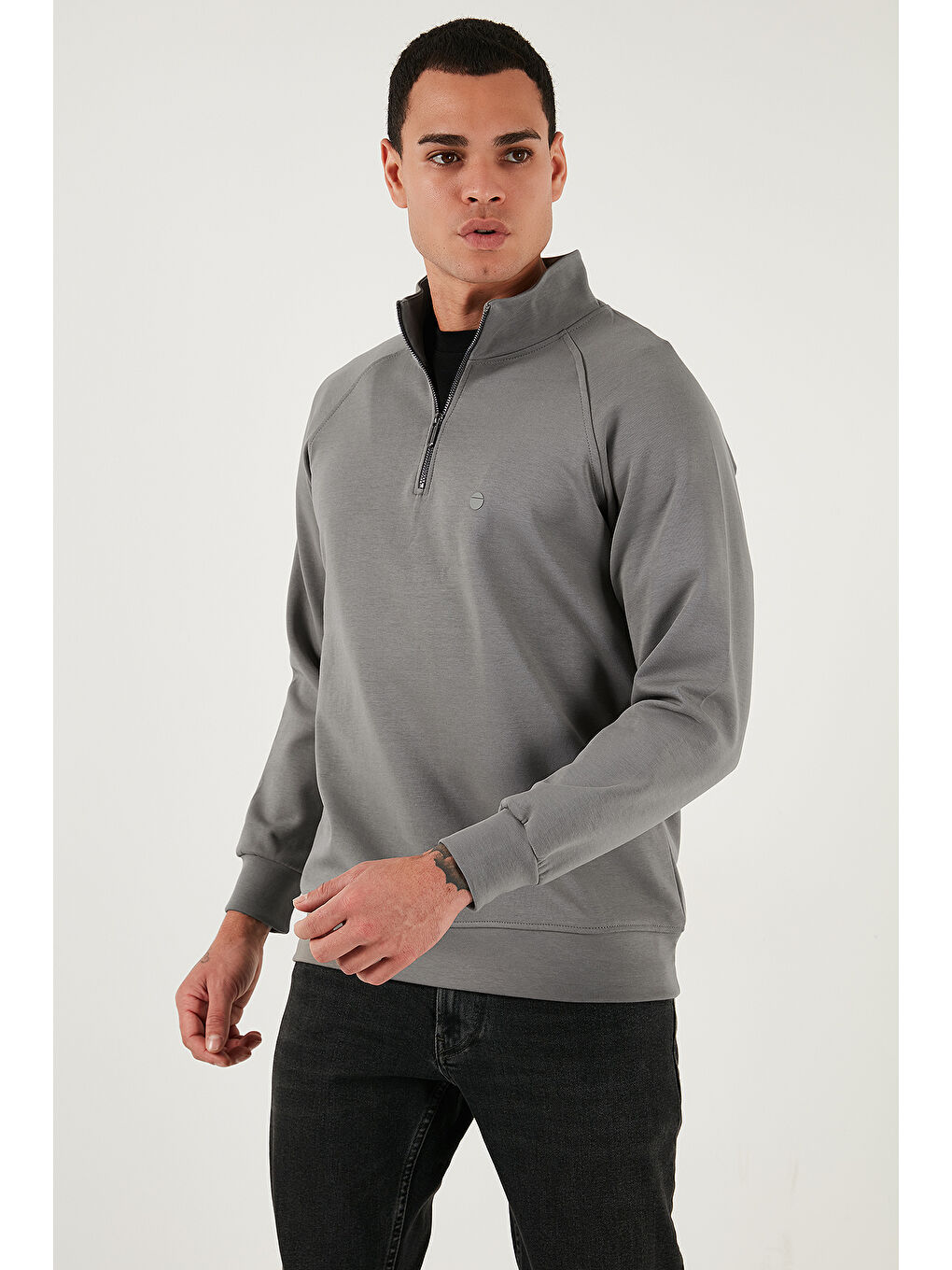 Haki Pamuklu Relaxed Fit Yarım Fermuarlı Dik Yaka Sweat 5901232-5