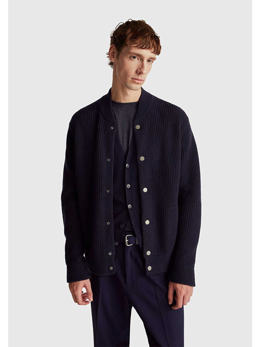 Erkek Lacivert Yün Karışımlı Önü Cep Detaylı Çıtçıt Düğmeli Hırka