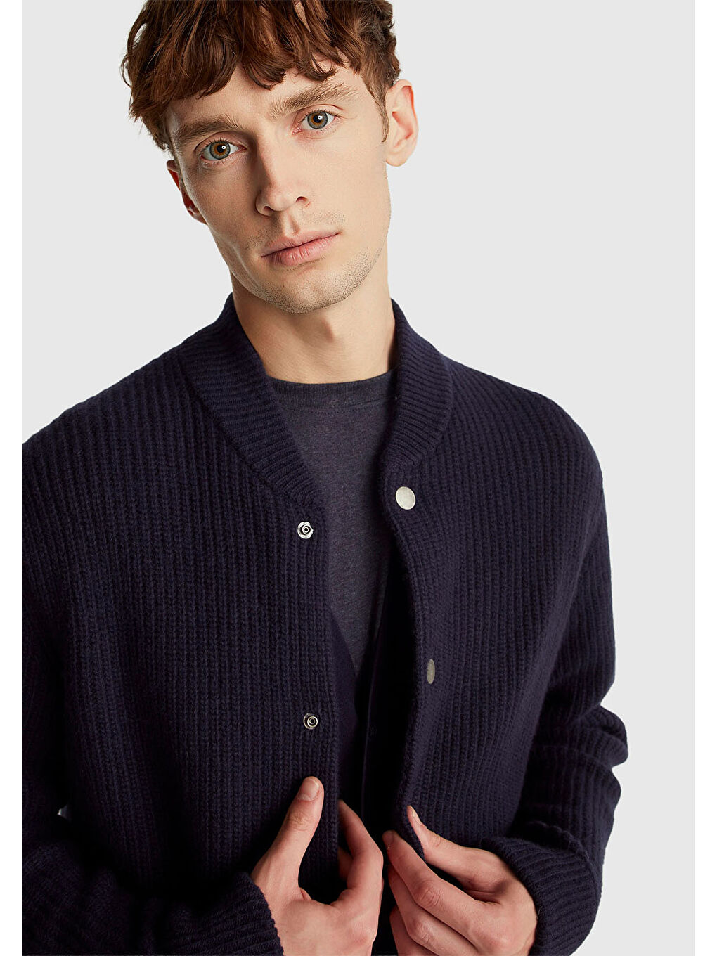 Erkek Lacivert Yün Karışımlı Önü Cep Detaylı Çıtçıt Düğmeli Hırka-5