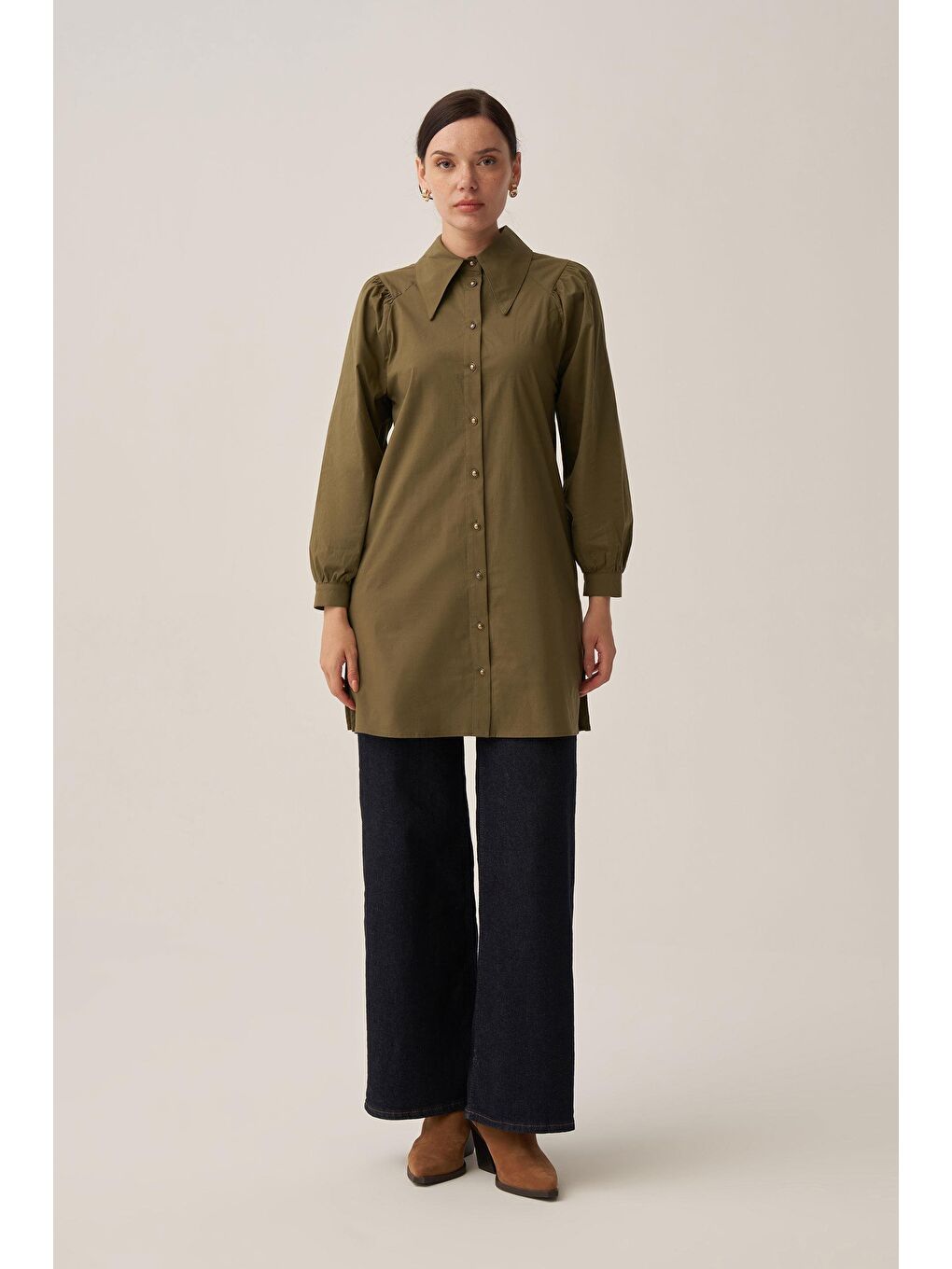 Haki-Sivri Yakalı Poplin Gömlek-1
