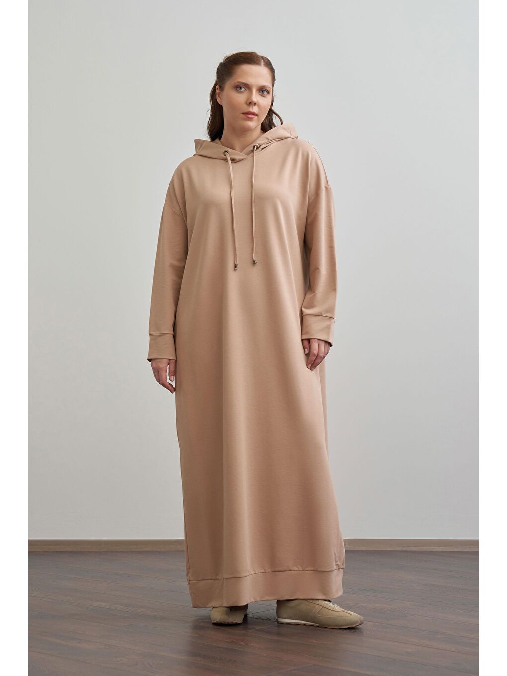 Bej Vizon-Büyük Beden Kapüşonlu Basic Örme Elbise