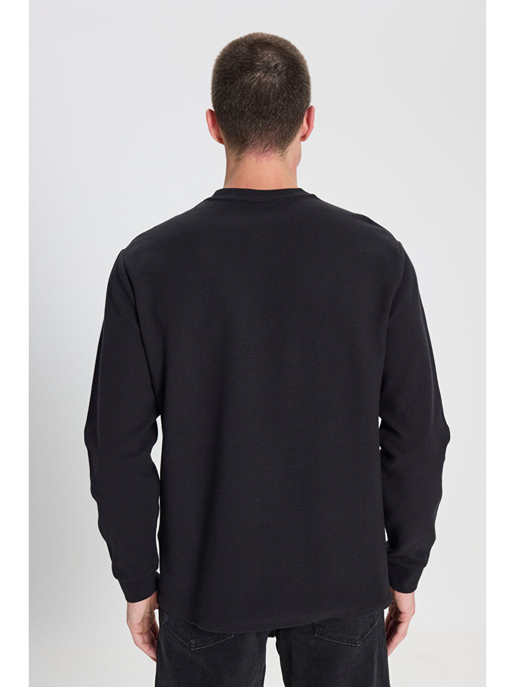 Regular Fit Normal Kesim Bisiklet Yaka %100 Pamuk Siyah Sweatshirt-4