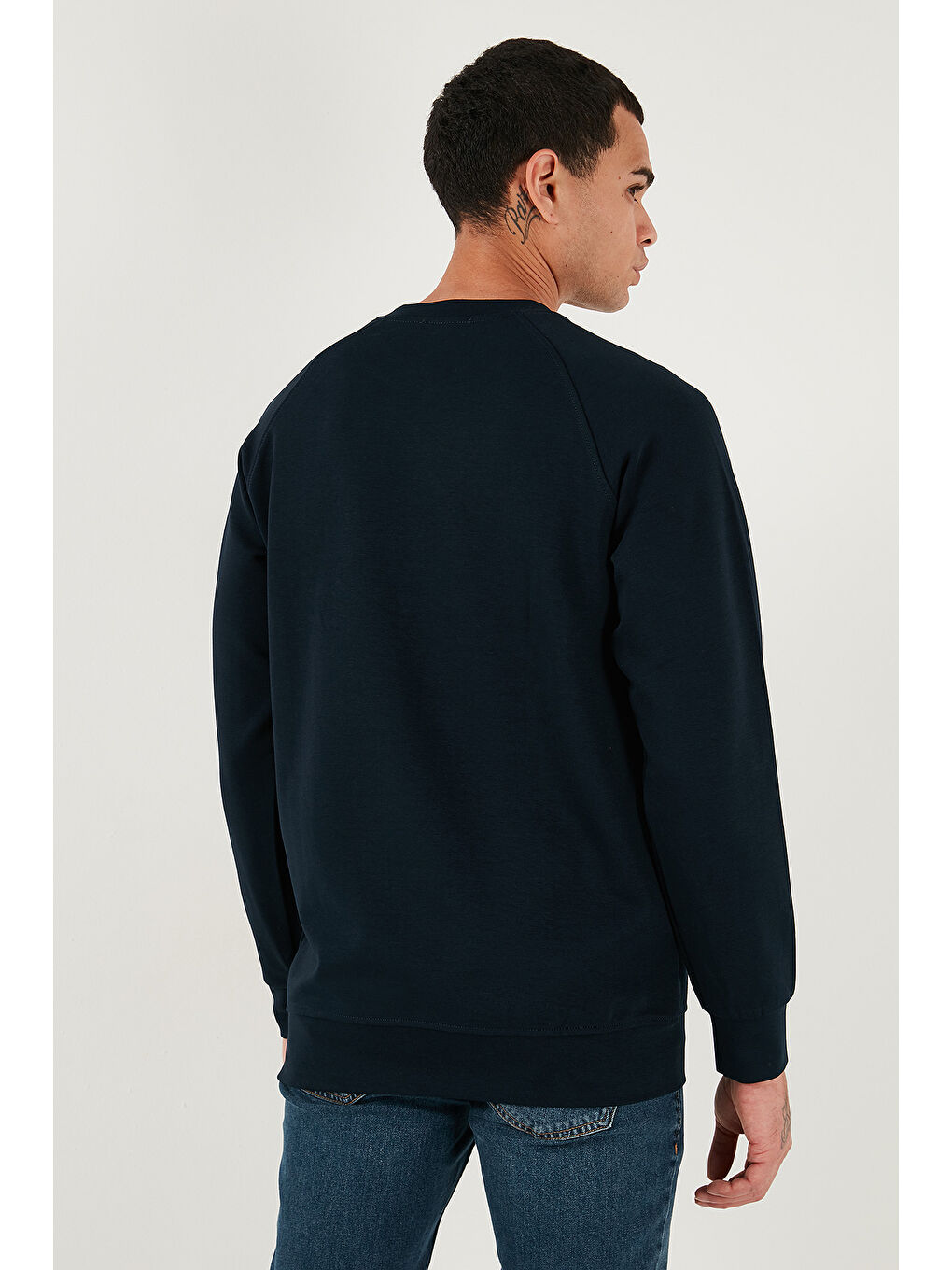 Lacivert Pamuklu Şerit Detaylı Relaxed Fit Bisiklet Yaka Sweat 5901227-5