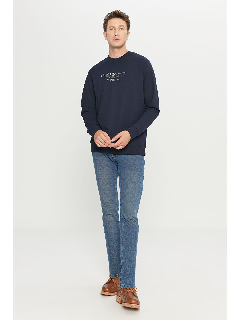 Erkek Lacivert 2 İplik Pamuklu Standart Fit Normal Kesim Bisiklet Yaka Sweatshirt-1