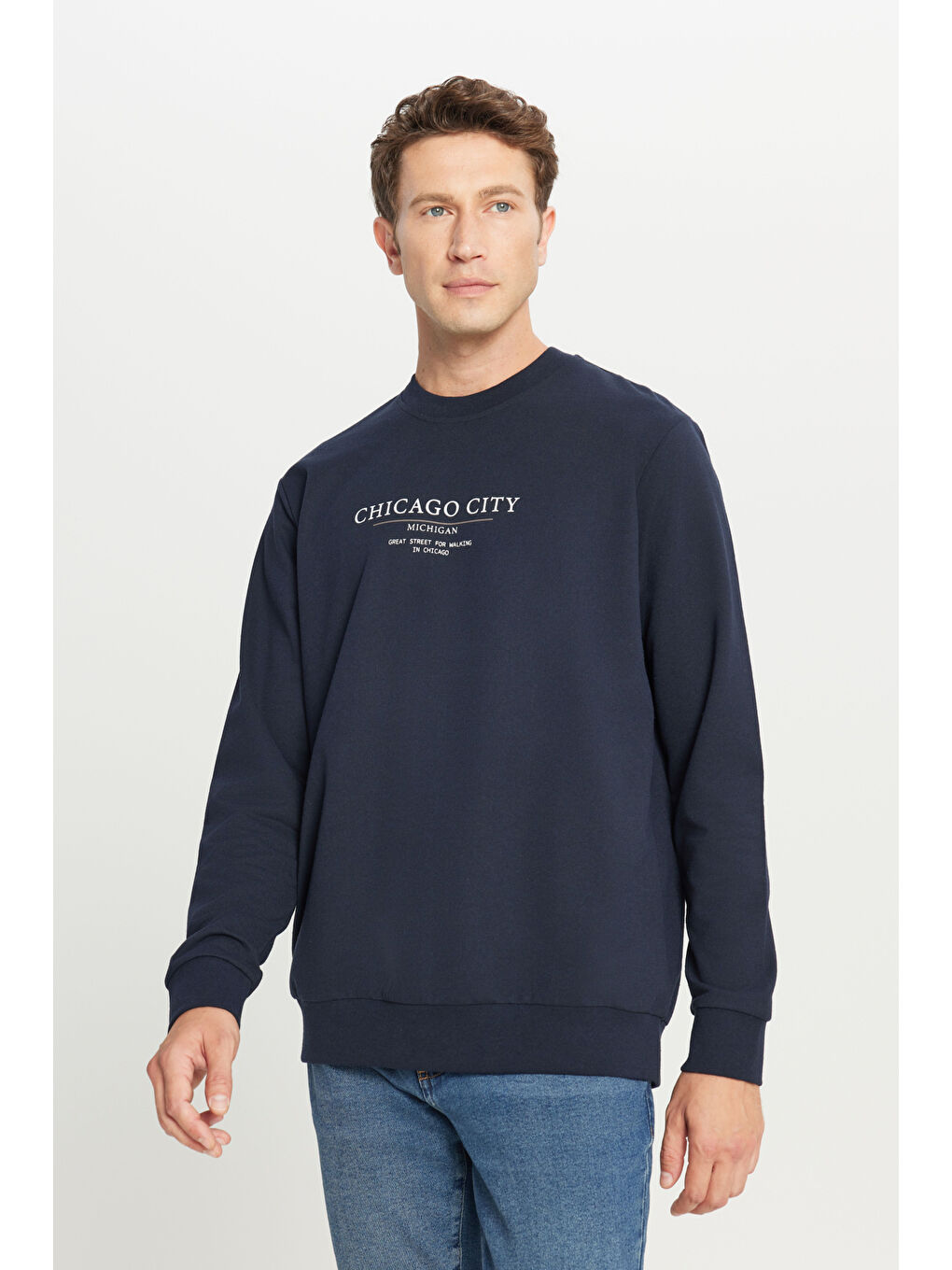 Erkek Lacivert 2 İplik Pamuklu Standart Fit Normal Kesim Bisiklet Yaka Sweatshirt-2