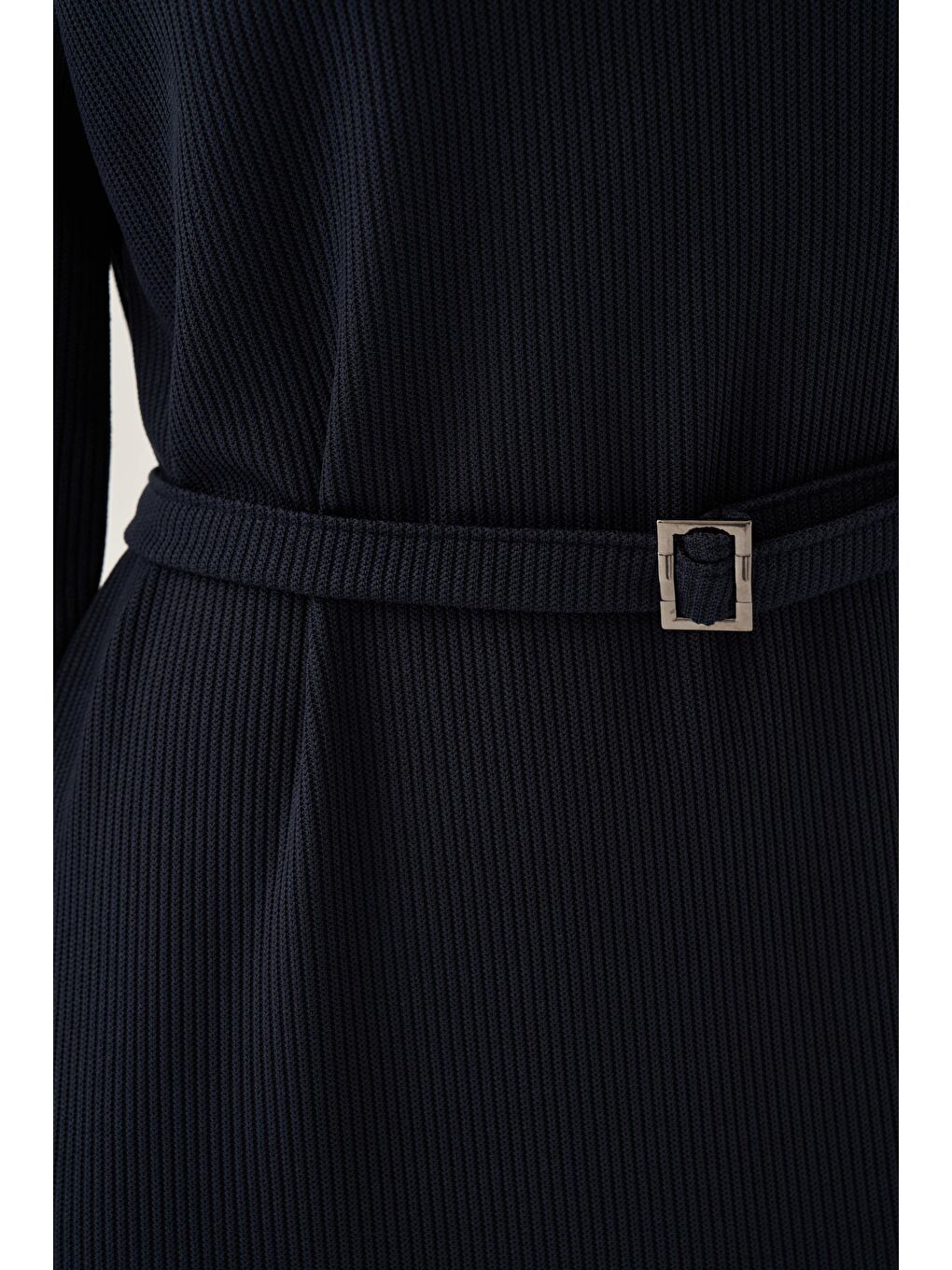 Lacivert-Kemer Tokalı Elbise-5