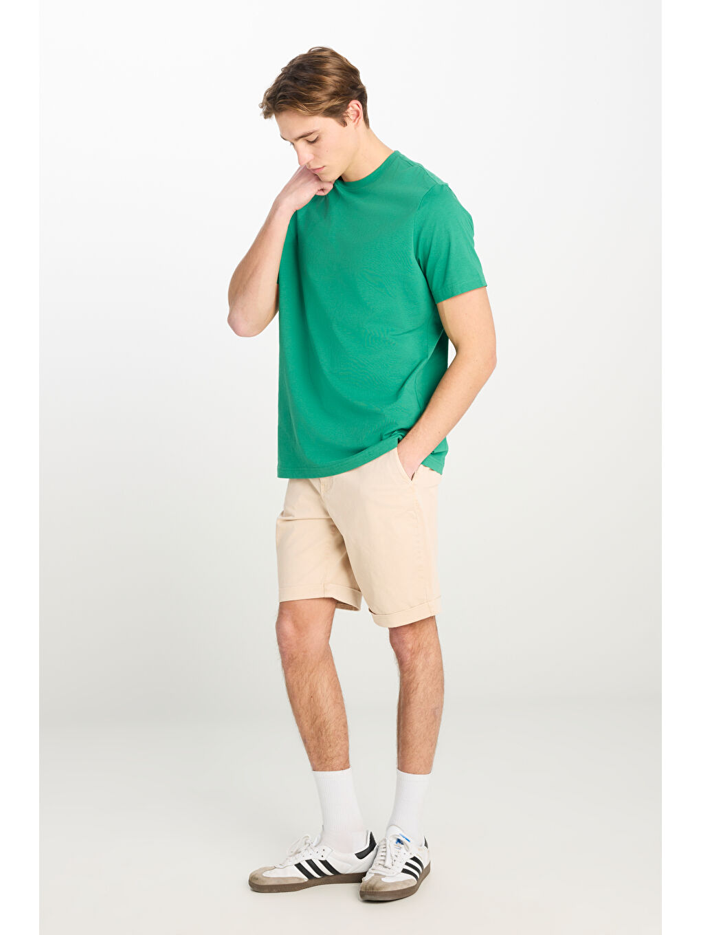 Pembe Regular Fit Normal Kesim Normal Bel Bej Esnek Şort-1