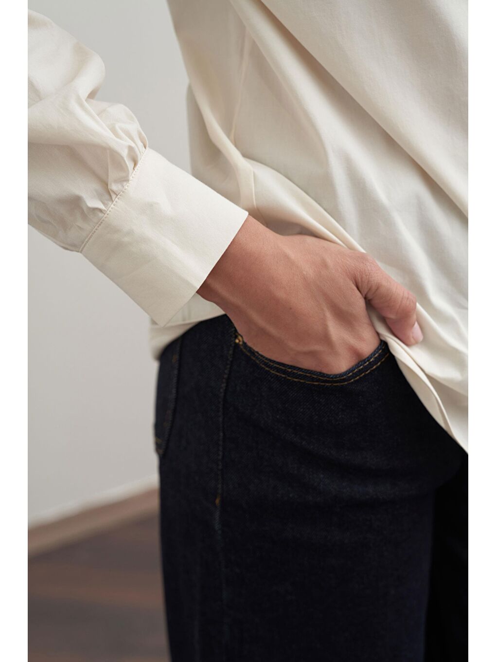 Ekru-Fiyonk Yakalı Gömlek-5