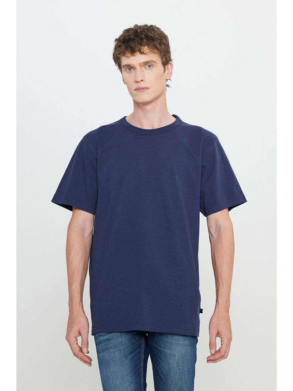 Regular Fit Normal Kesim Bisiklet Yaka %100 Pamuk Lacivert Tişört-1