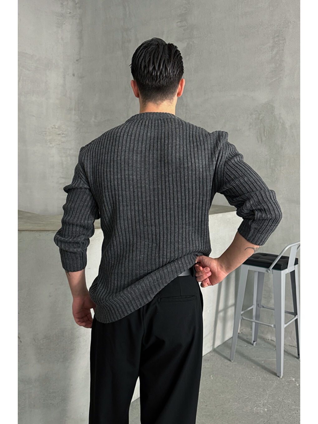 Antrasit Erkek Fitilli Örme Oversize Kazak-3