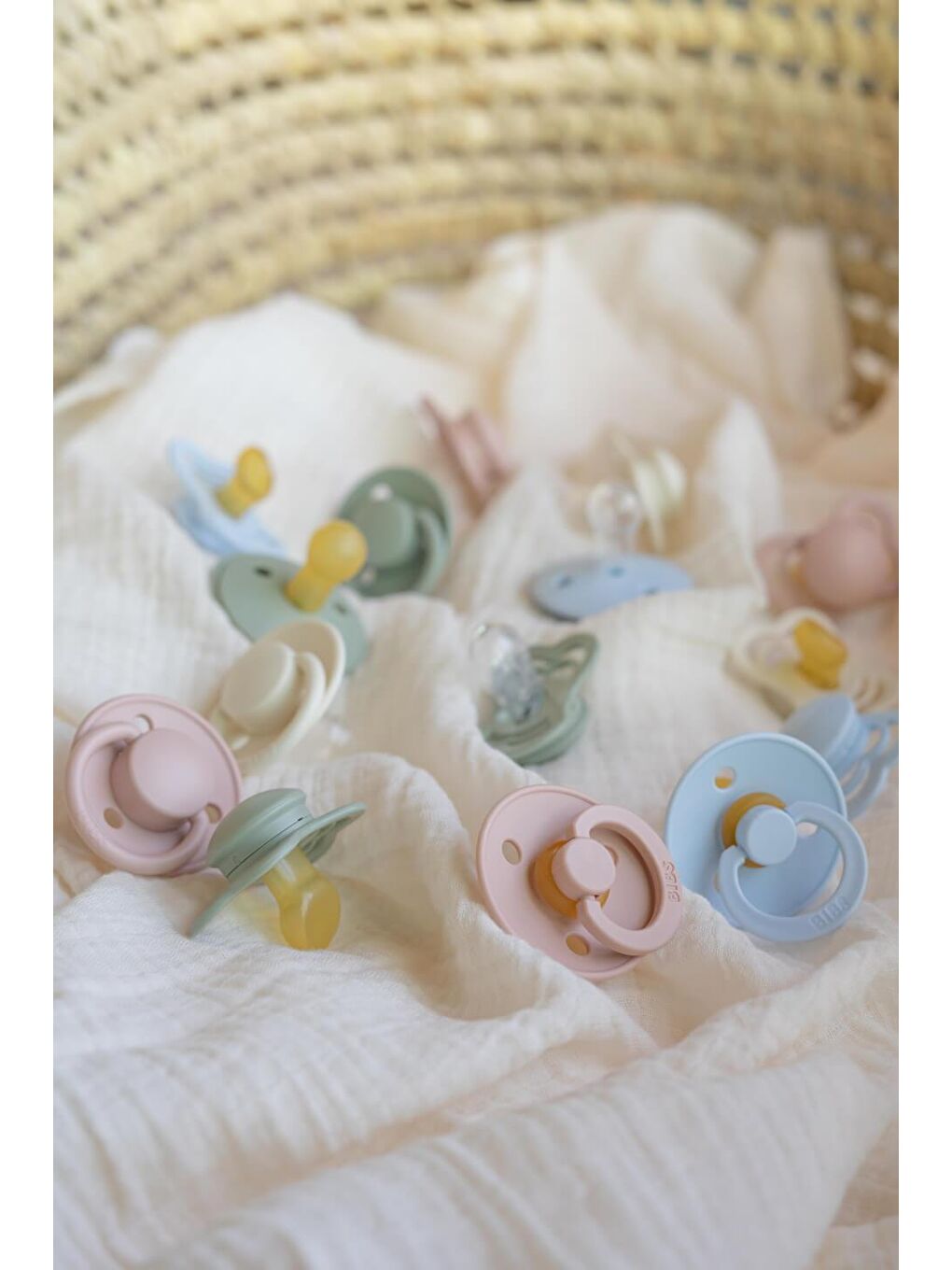 BIBS Colour Kauçuk Emzik - Blush-0-6 Ay-4