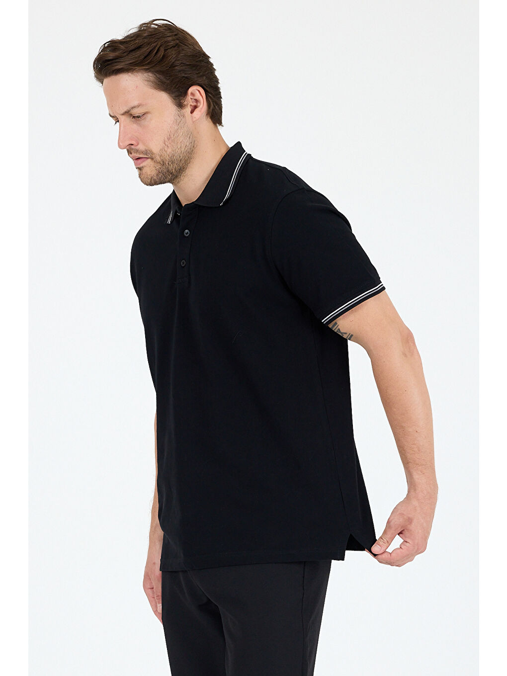 Siyah Erkek Polo Yaka Kısa Kollu Tişört – %95 Pamuk %5 Elastan – Esnek, ve Rahat Erkek Tişört 0039-3