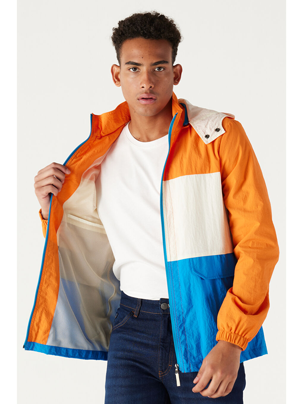 Erkek Mavi-Turuncu Standart Fit Normal Kesim Kapüşonlu Mont-7