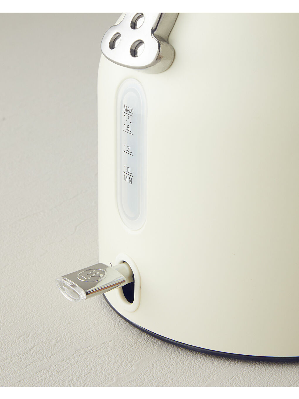 Retro Su Isıtıcı 1,7 Lt Krem-3