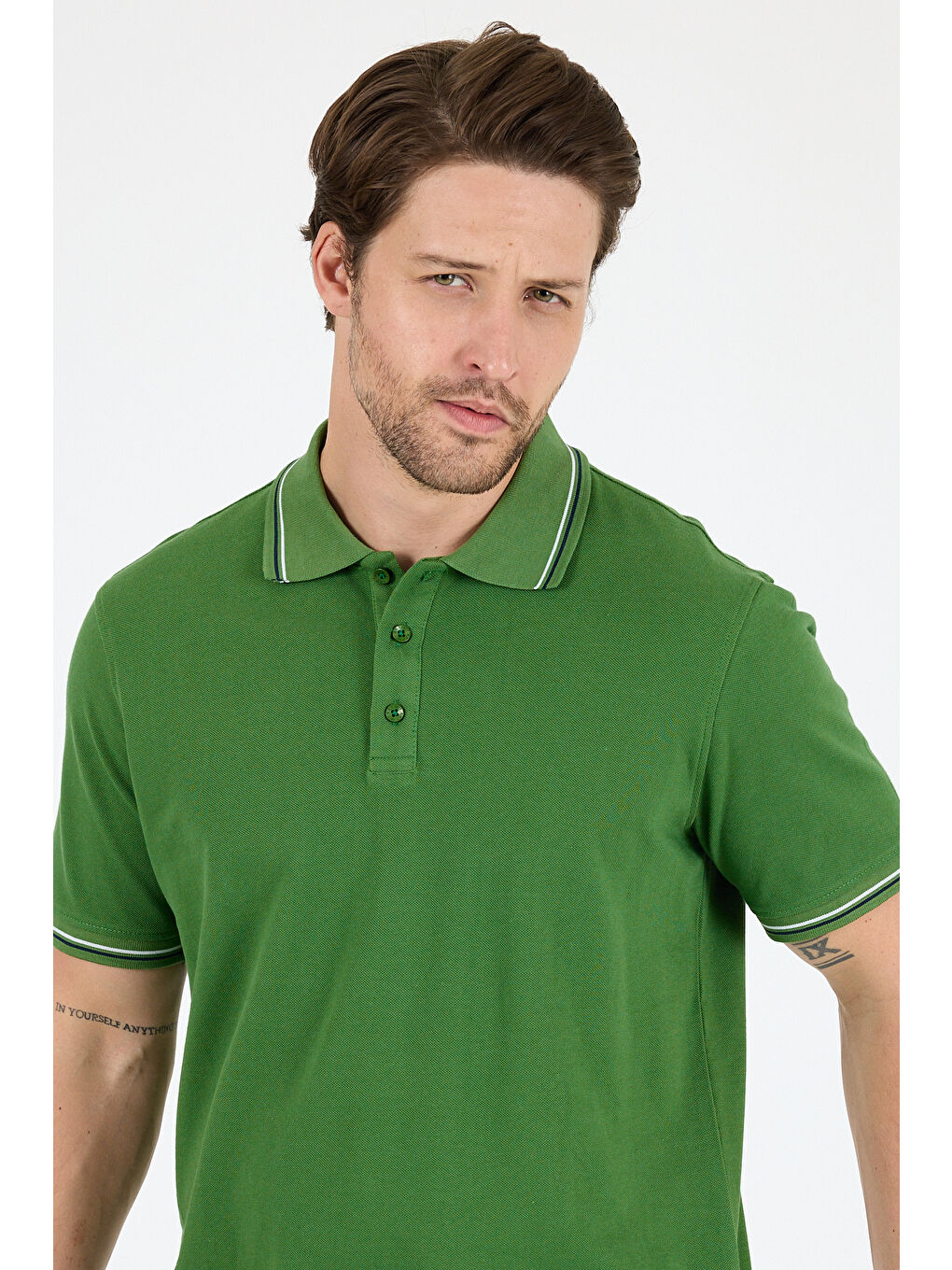 Yeşil Erkek Polo Yaka Kısa Kollu Tişört – %95 Pamuk %5 Elastan – Esnek, ve Rahat Erkek Tişört 0039-3