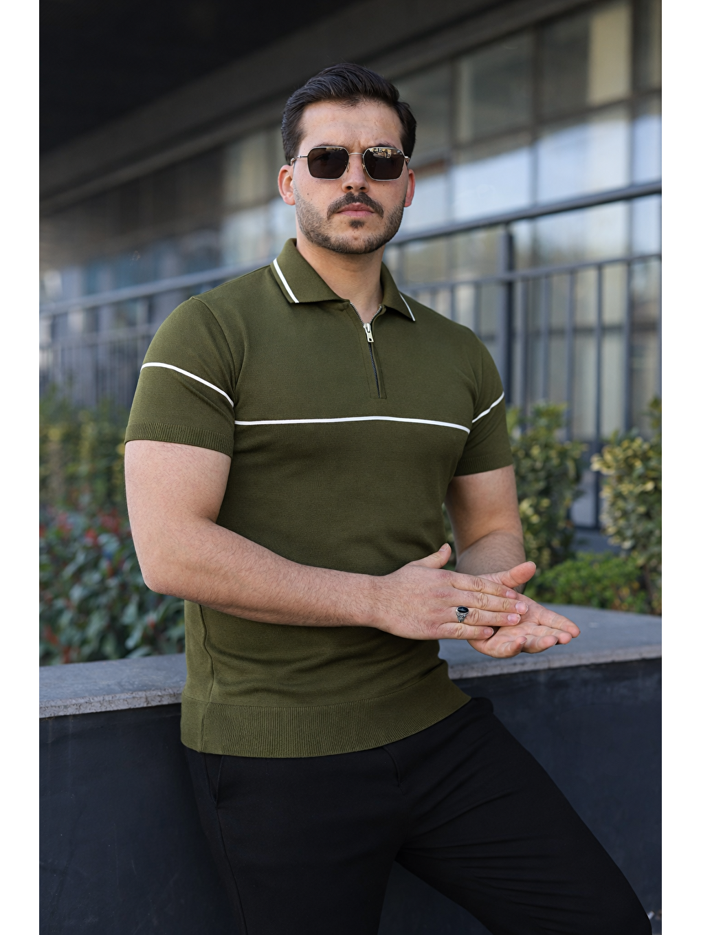 Erkek Günlük Çizgili Fermuarlı Triko Haki Polo Yaka Tişört