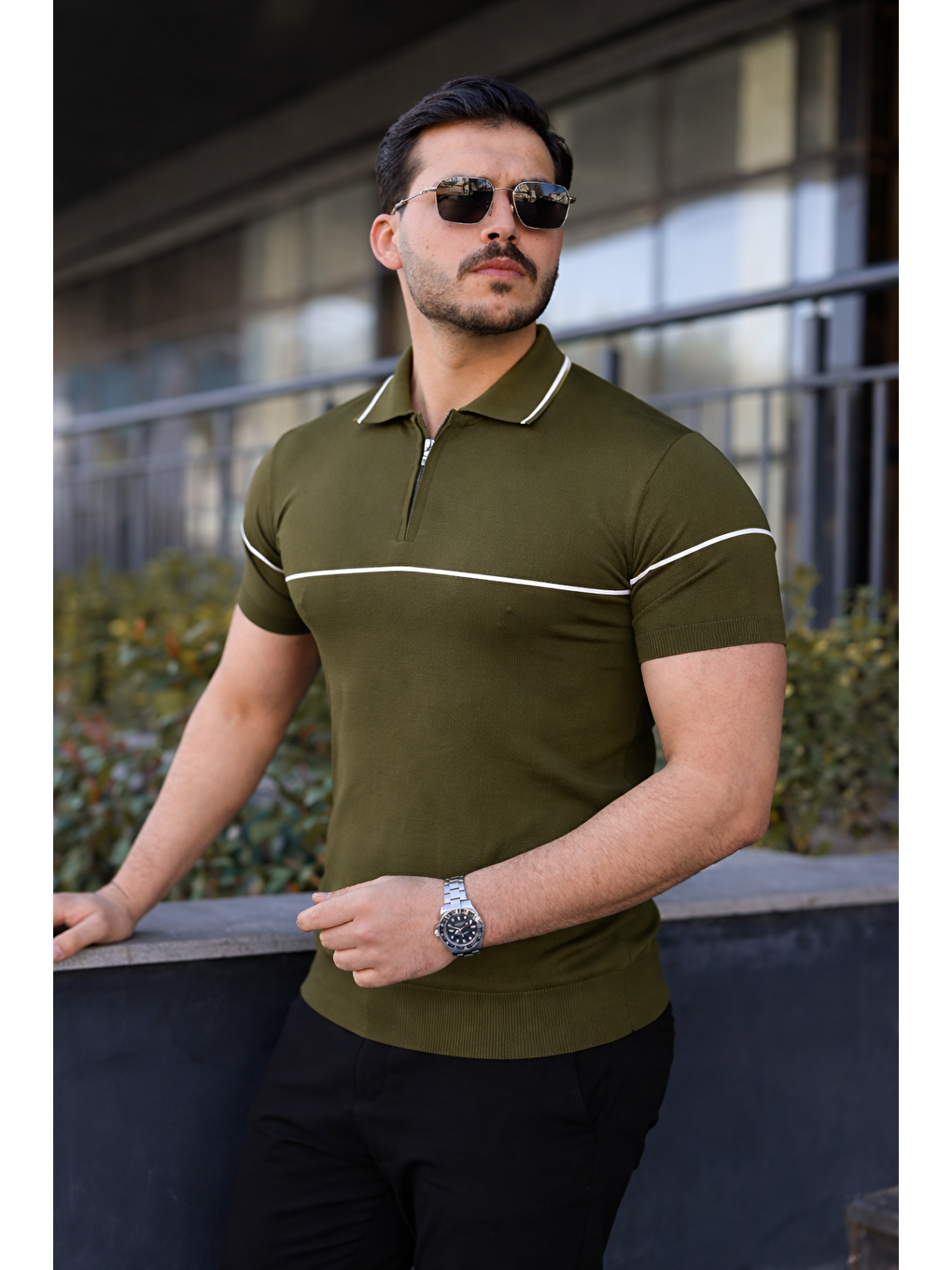 Erkek Günlük Çizgili Fermuarlı Triko Haki Polo Yaka Tişört-1