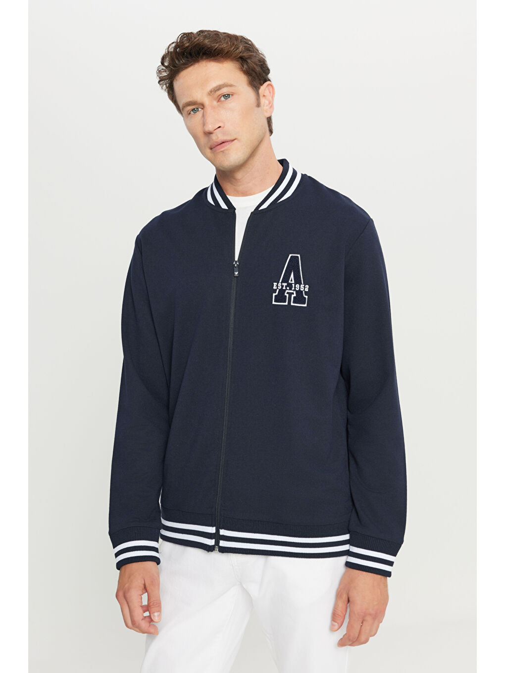 Erkek Lacivert Standart Fit Normal Kesim Fermuarlı Kolej Yaka Yan Cepli Ceket-2