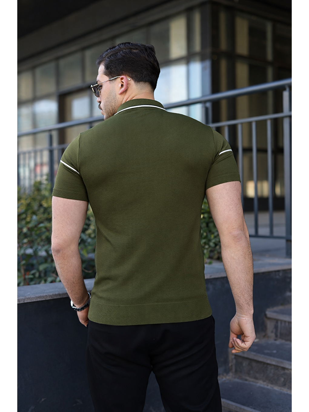 Erkek Günlük Çizgili Fermuarlı Triko Haki Polo Yaka Tişört-5