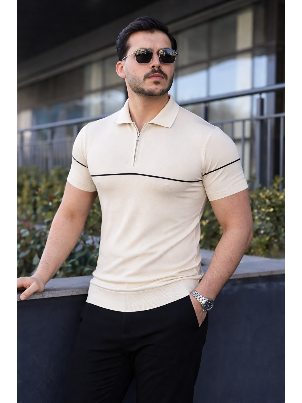 Ekru Erkek Günlük Çizgili Fermuarlı Triko Krem Polo Yaka Tişört-1